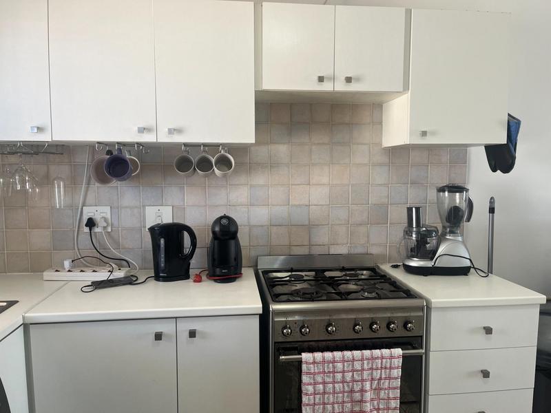 2 Bedroom Property for Sale in Bergvliet Western Cape